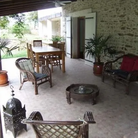 House Bellegarde Marsal - 6 Pers, 200 M2, 4/3 *