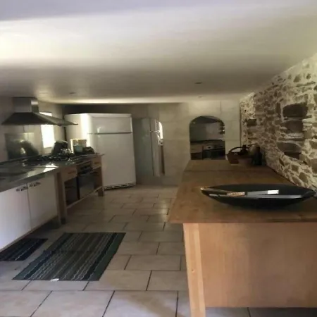 House Bellegarde Marsal - 6 Pers, 200 M2, 4/3 *